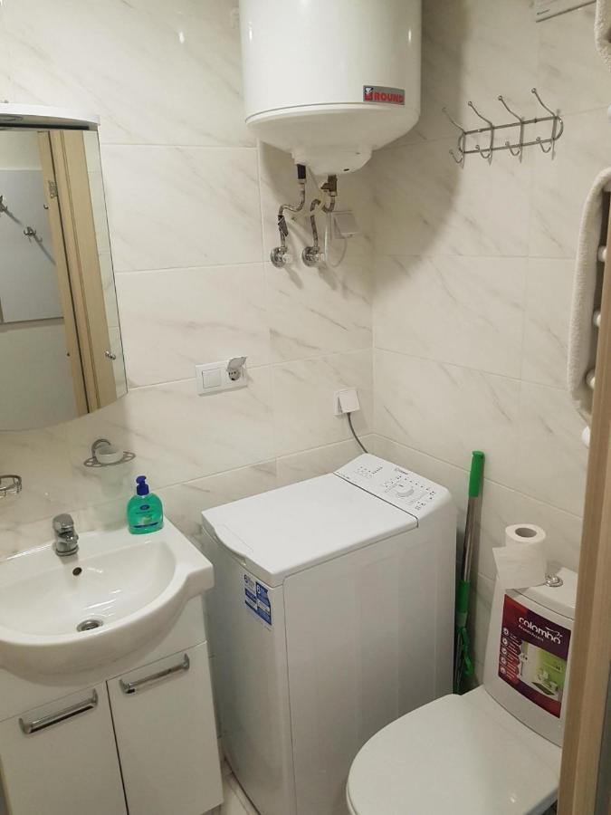 Inn Smarthause Apartments Kiev Bagian luar foto