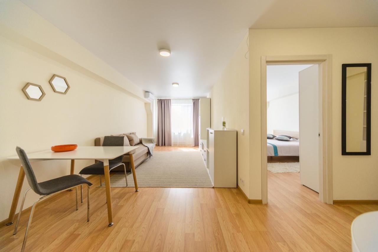 Inn Smarthause Apartments Kiev Bagian luar foto